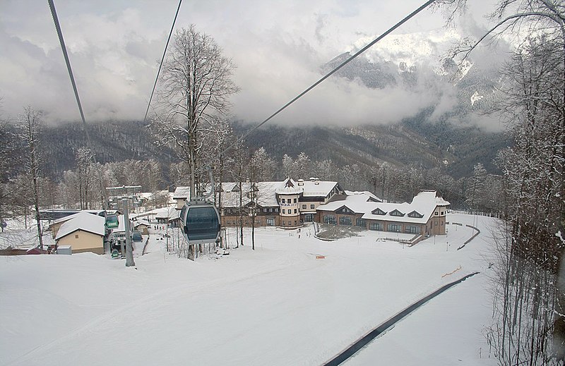 Um local de snowboarding em Sochi, Rússia, similar ao visto nas Olimpíadas de Inverno na China